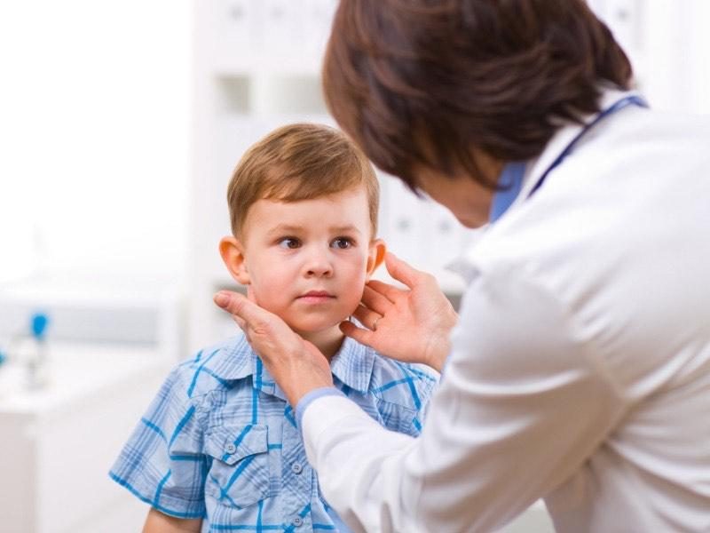 Когда обращаться к детскому эндокринологу