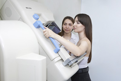Ранняя диагностика рака груди + маммография в октябре